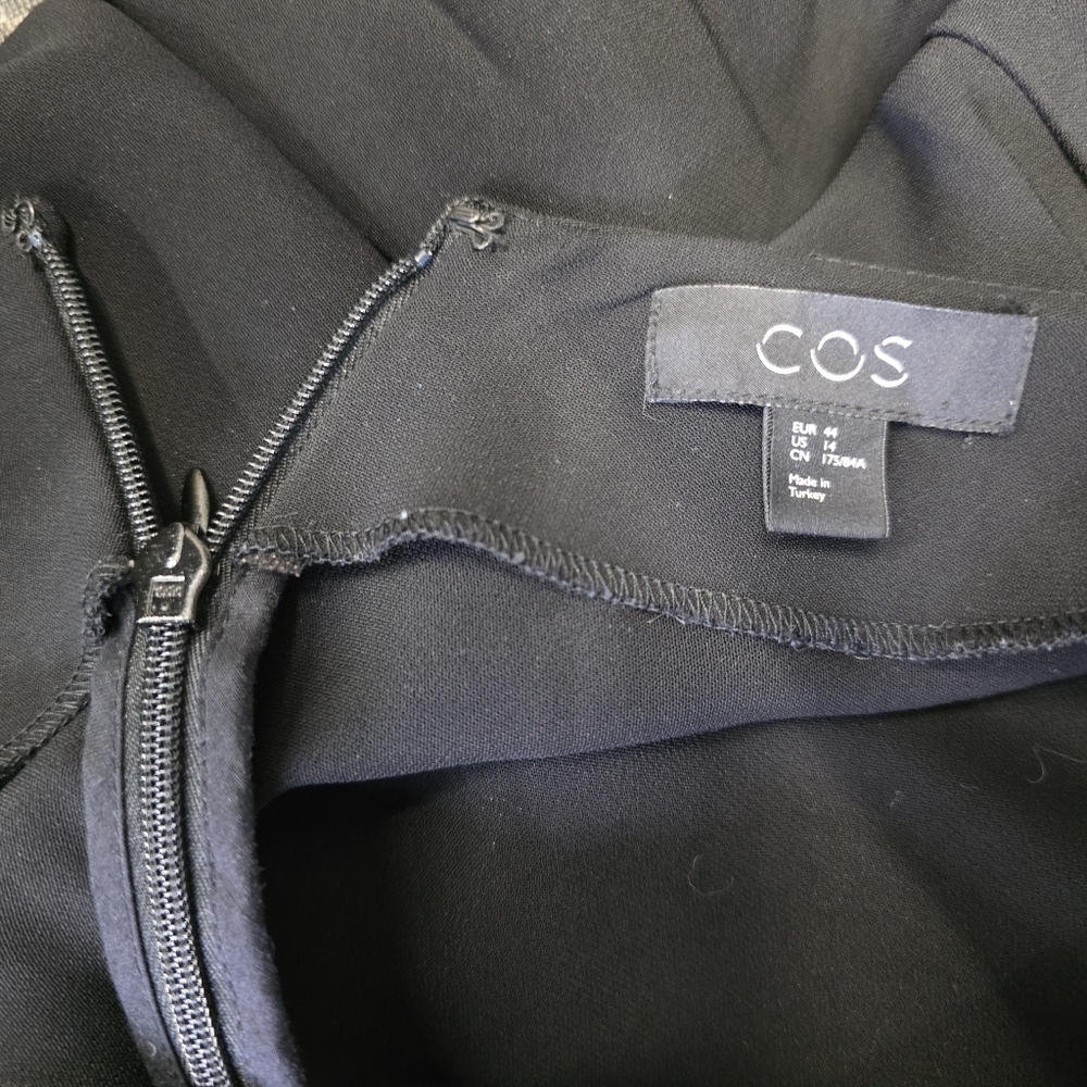 COS flare Midi Skirt - Picture 2 of 6